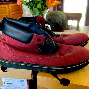 Dr.Marten canvas boot. Burgundy/wine color. Size 8. Worn once.